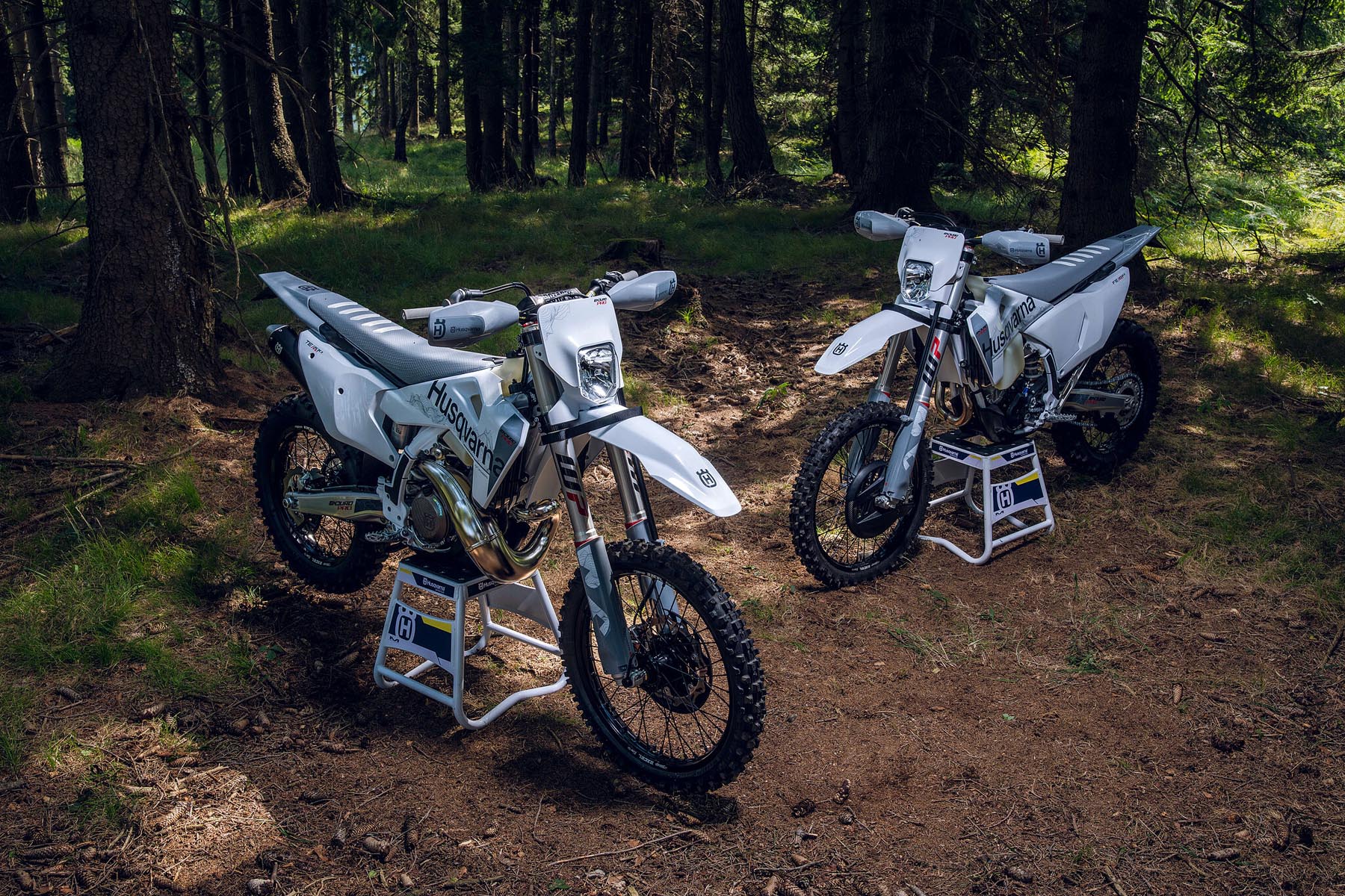 Husqvarna_TE 300_Pro__FE_350_Pro_2027_06.jpg